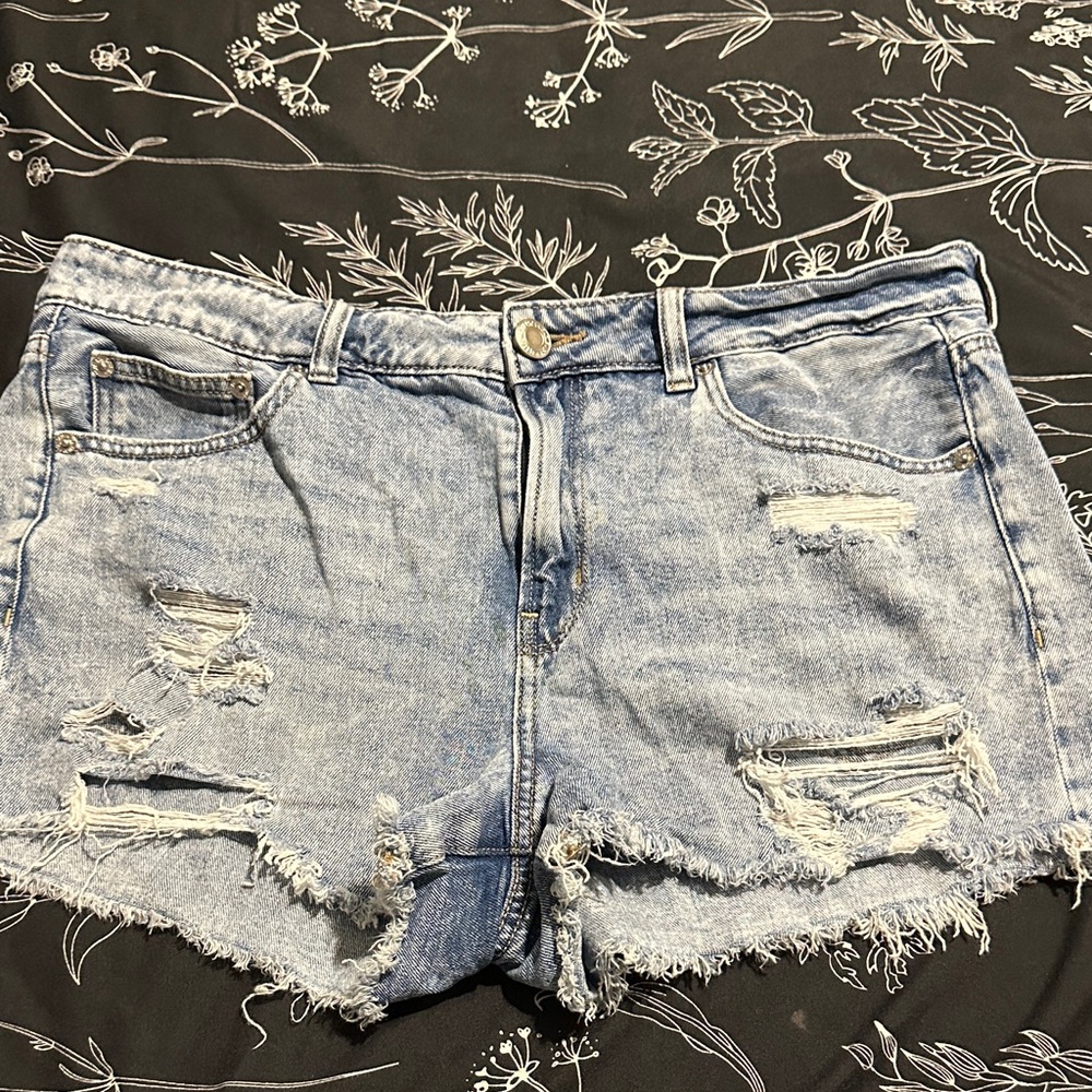 American Eagle Outfitters Light Blue Distressed Denim Shorts